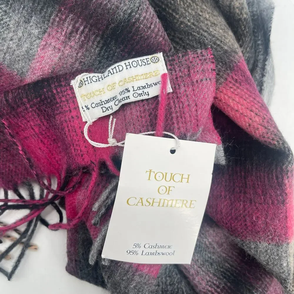 HIGHLAND HOUSE Scarf 5% Cashmere 95% Lambswool Plaid NWT Touch of Cashmere